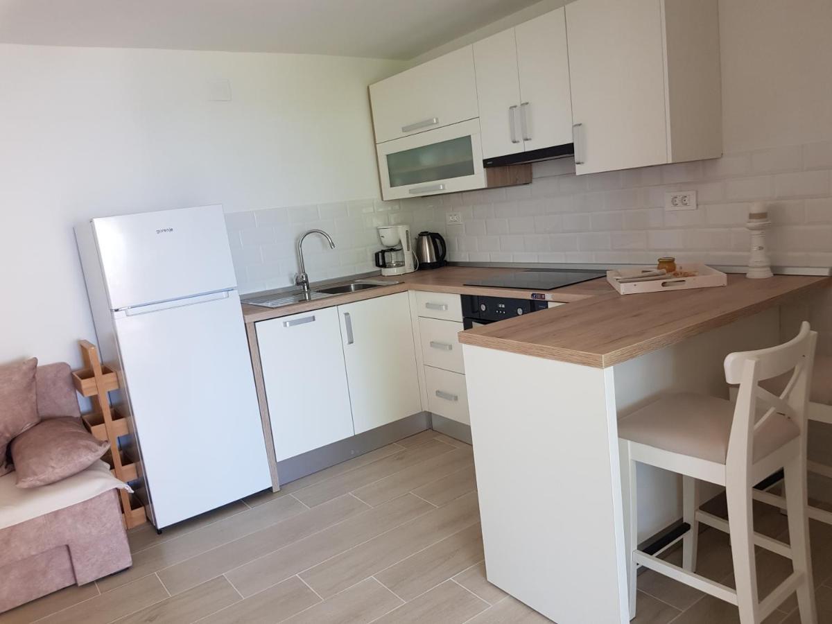 House Niva Appartement Supetarska Draga Buitenkant foto